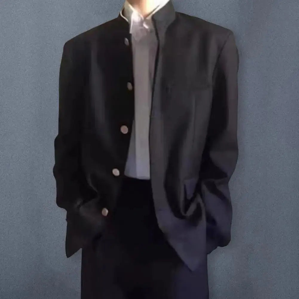 Single-breasted blazer made from high-quality polyester, perfect for business attire.