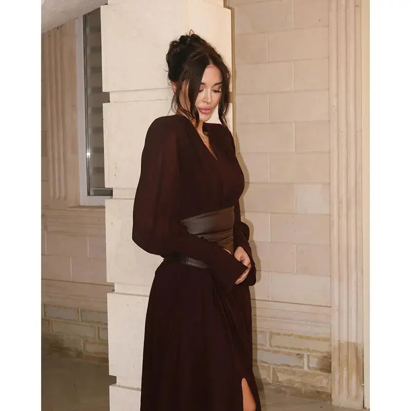 Comfortable and sophisticated black gown, designed for high-stakes events.