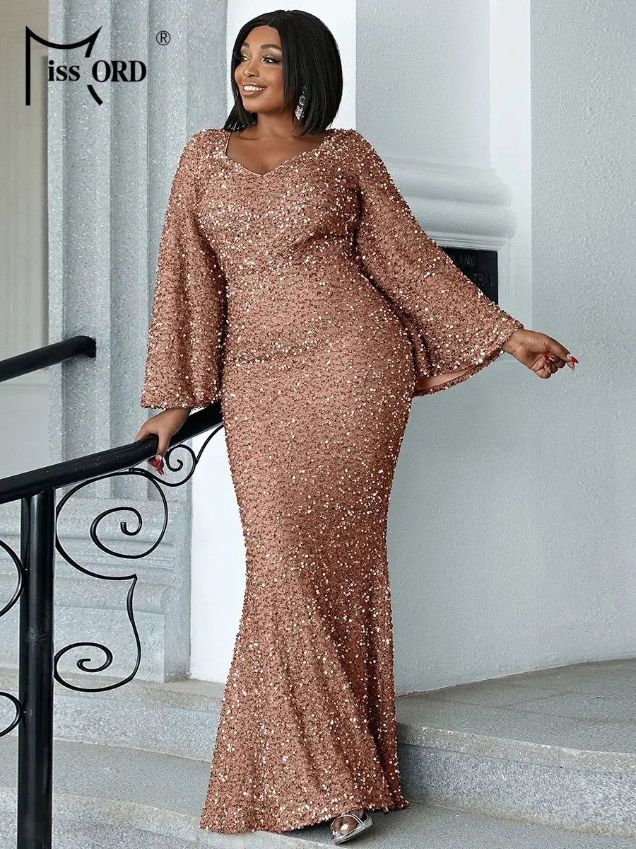 Comfortable fit of the mermaid gown designed for all occasions.