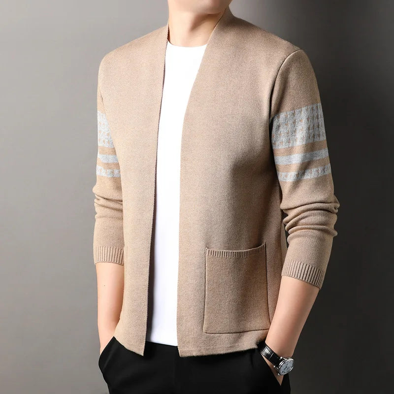 Autumn Whisper cardigan in a warm color, perfect for transitional days and easy to pair with casual attire.