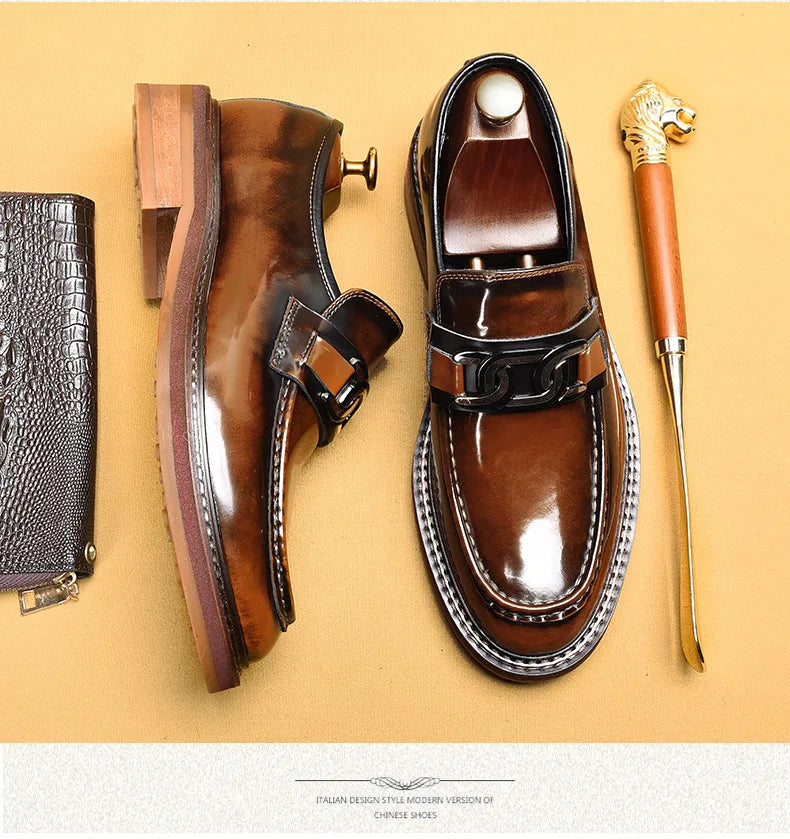Genuine leather loafers featuring solid pattern and versatile classic design