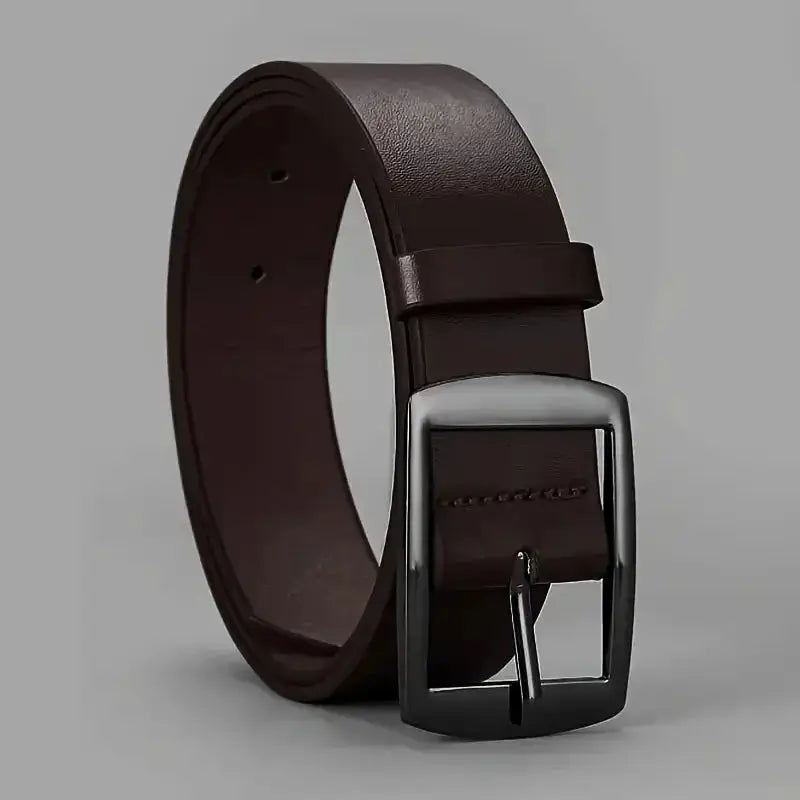 Durable and stylish black belt, a must-have accessory for any wardrobe.