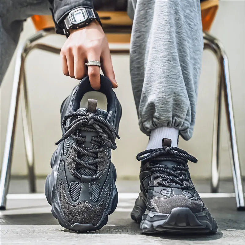 Lightweight breathable men's sneakers with memory foam insole for all-day comfort