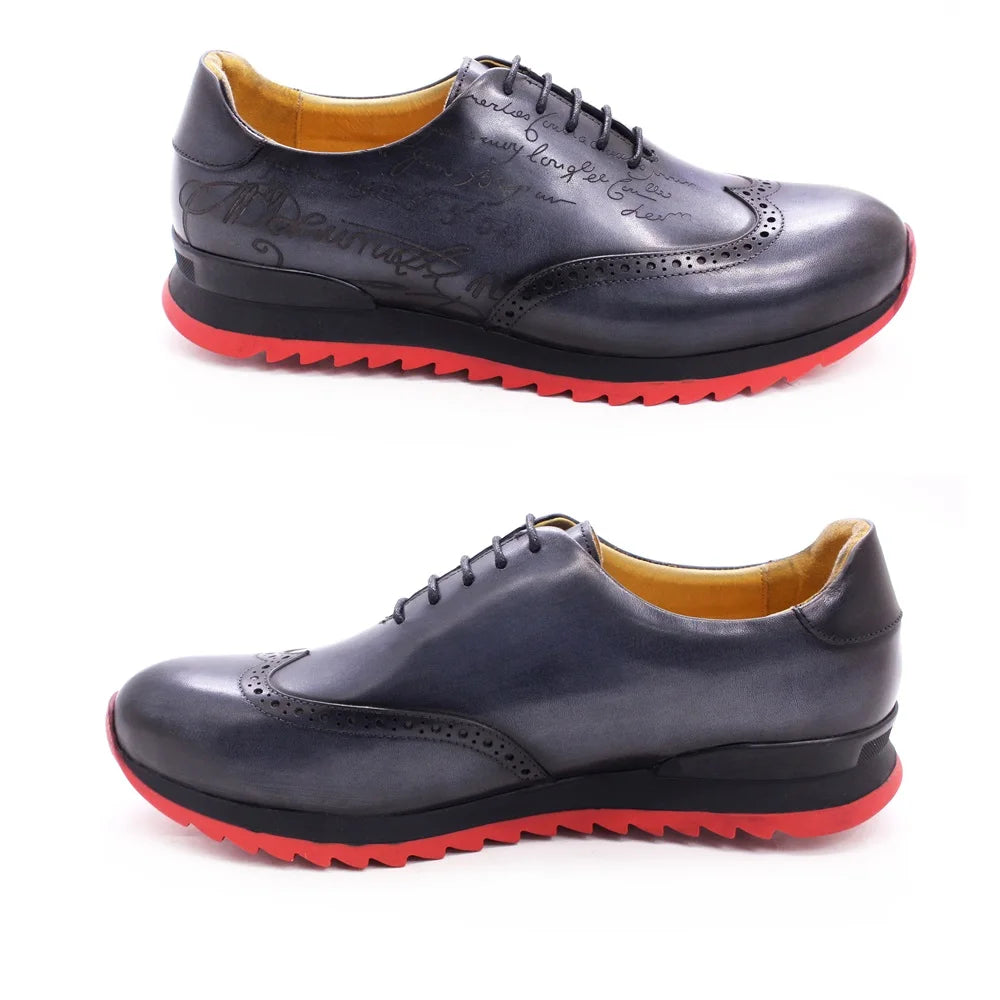 Classic black leather brogues featuring artisan craftsmanship and traditional wingtip detailing