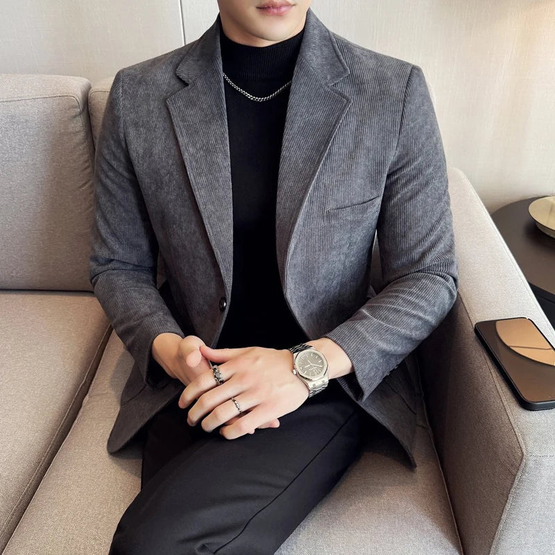 Single-breasted closure of the Autumn Whisper blazer, emphasizing its sophisticated silhouette.