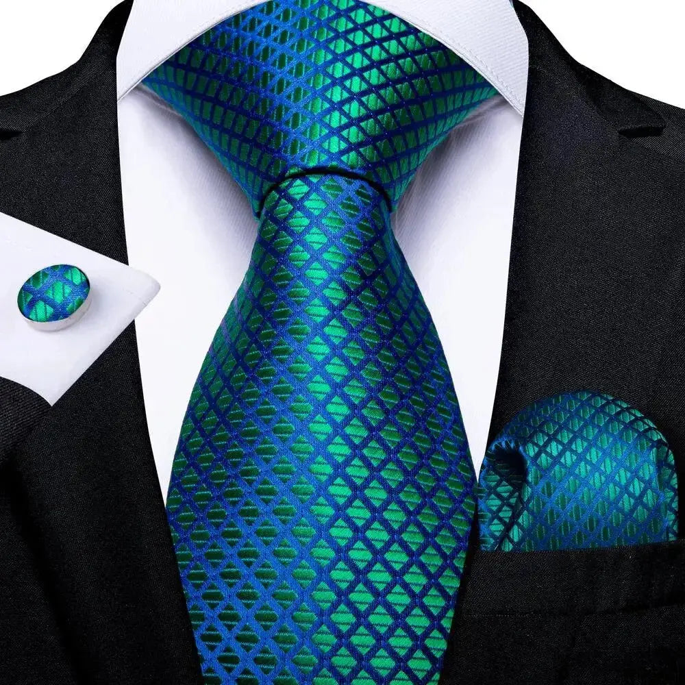 Silk tie with deep green plaid, ideal for professional style.