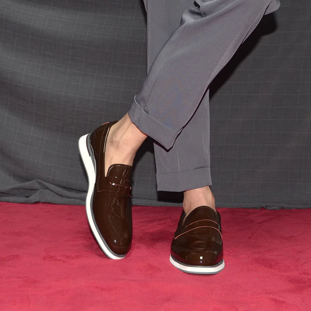 Waterproof patent leather dress shoes for men in sophisticated black