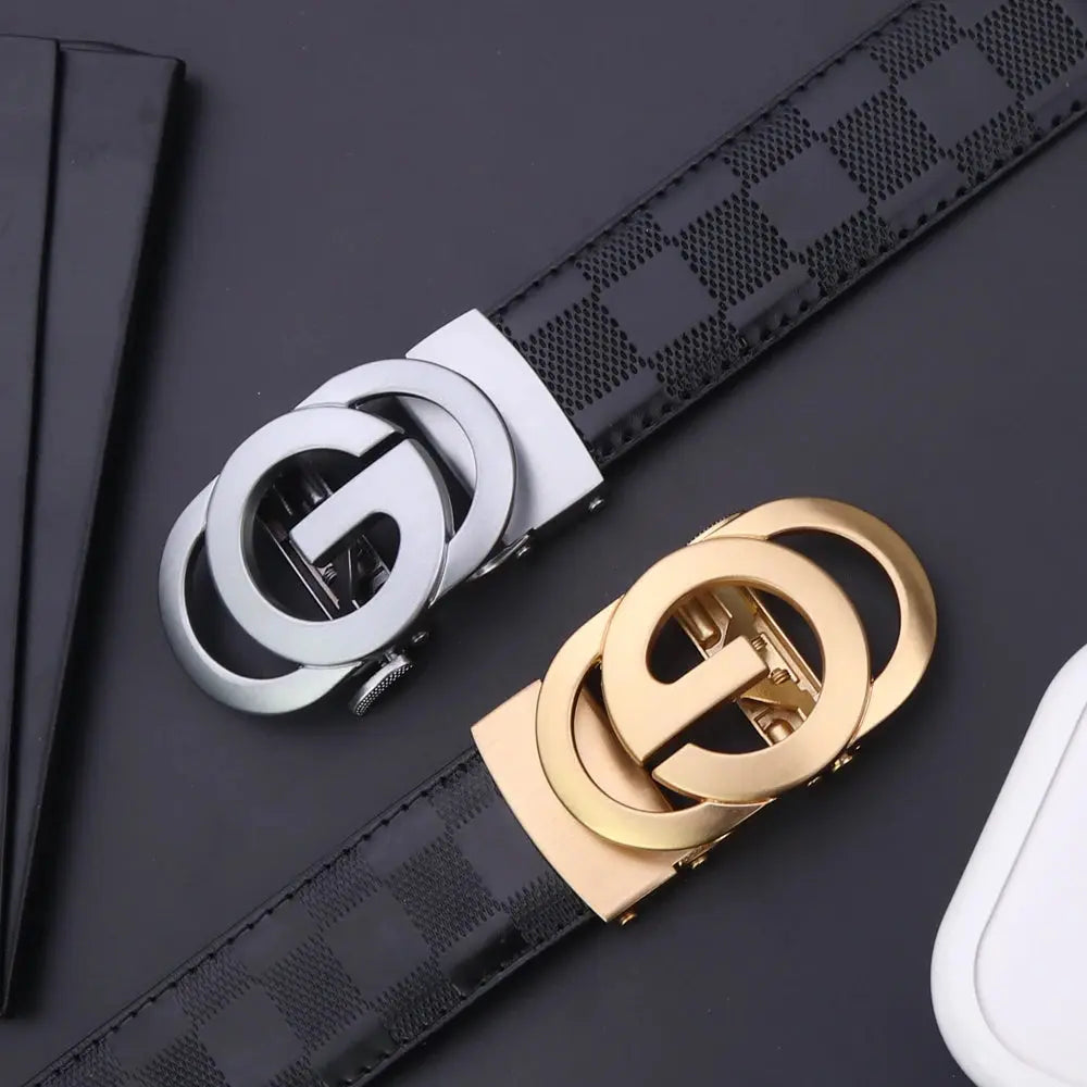 Elegant black split leather belt with seamless automatic buckle.