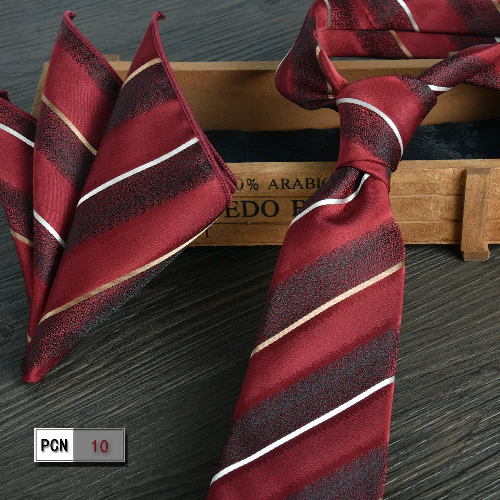 Wine-red scarf enhances the elegance of the tie set.