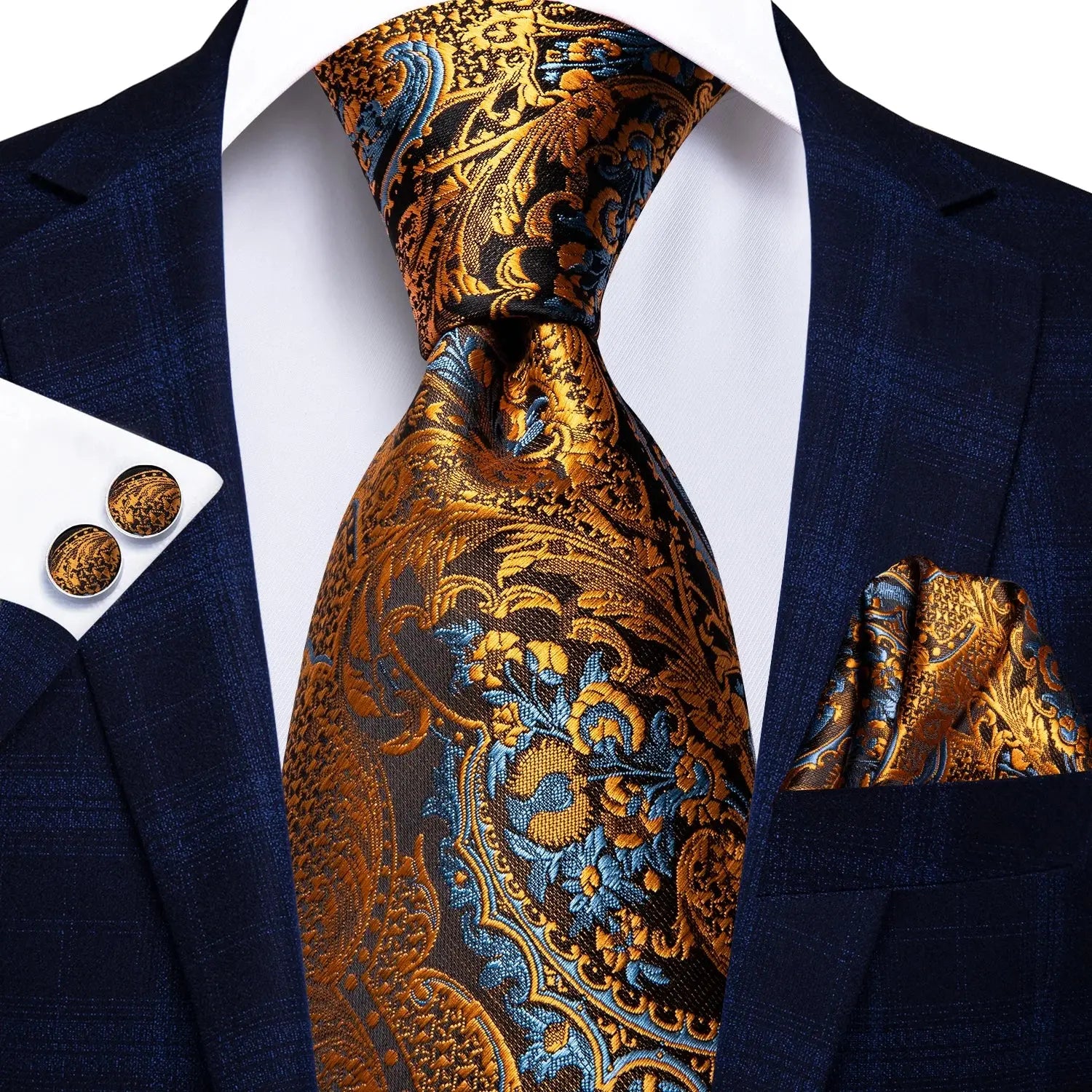 Sophisticated tie set with a luxurious jacquard finish.