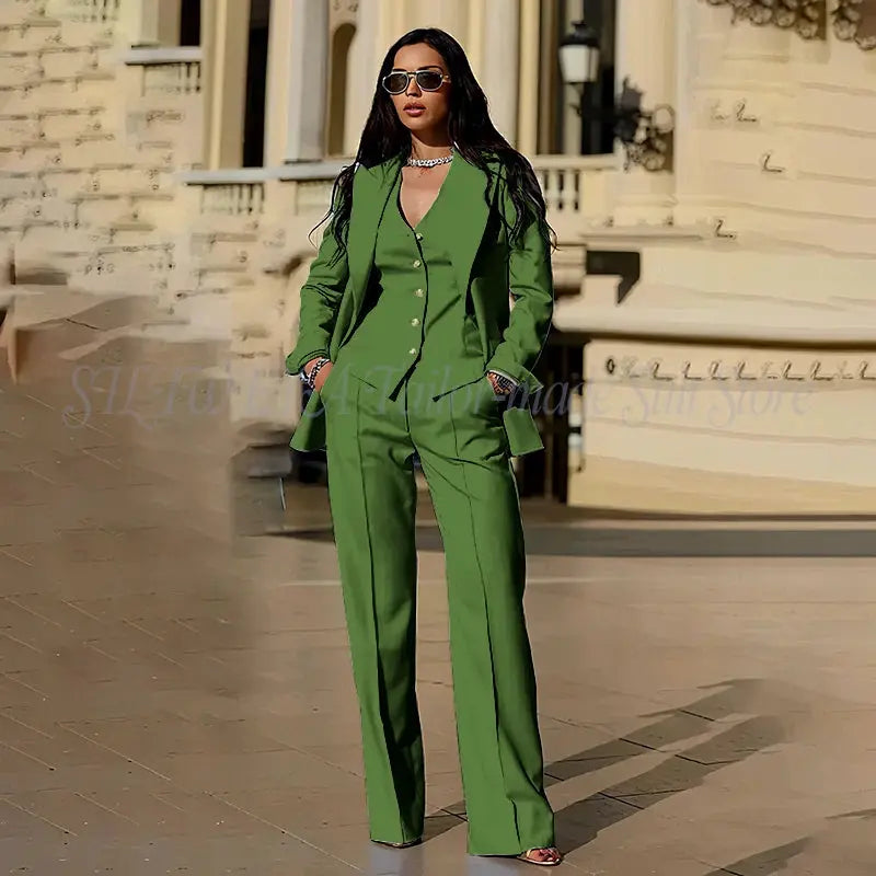 Model leading a presentation in the tailored confidence set.