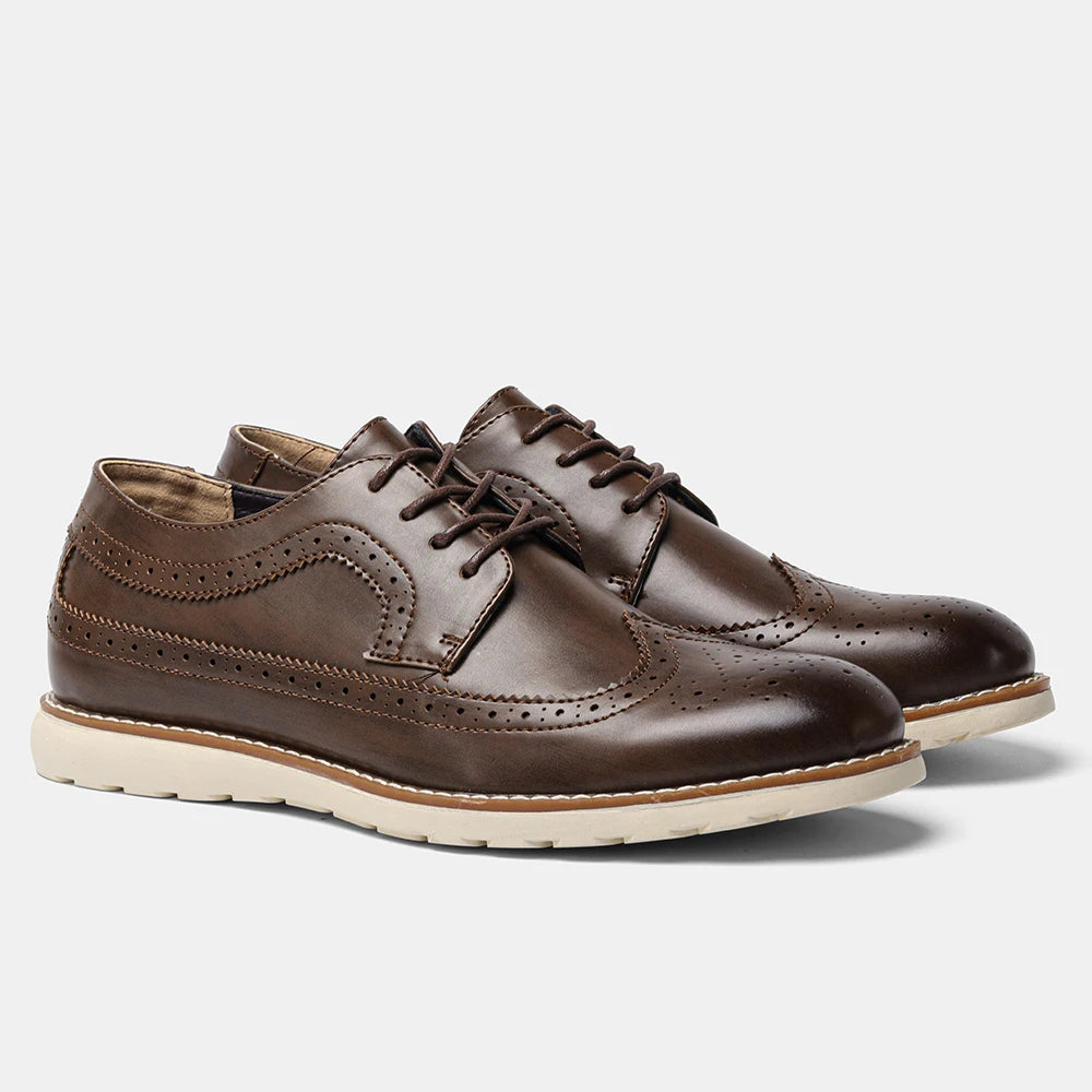 Durable casual brogue shoes with rubber outsole and timeless wingtip pattern for everyday elegance
