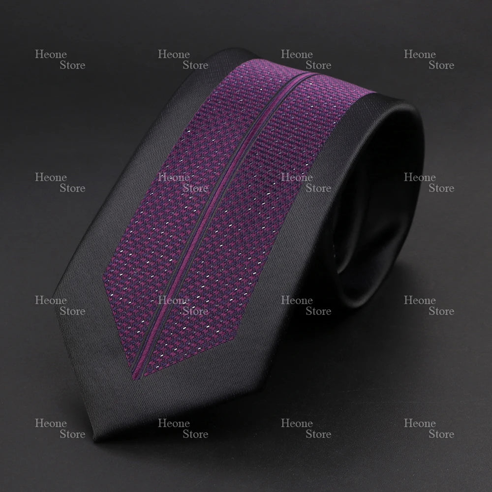 Sophisticated tie in deep purple and black, perfect for evening wear.