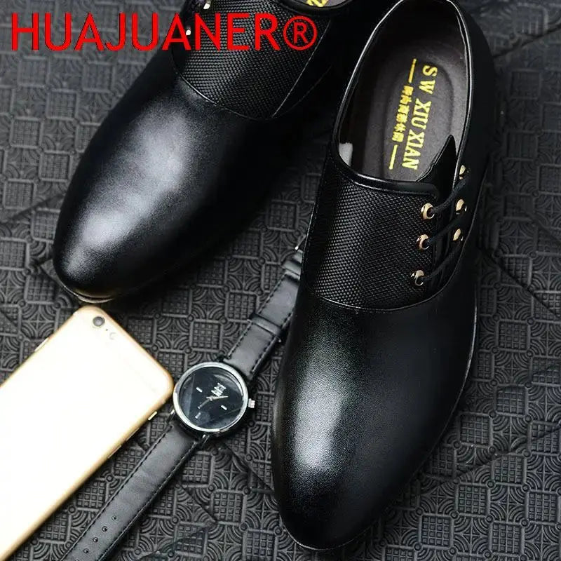 Men's formal patent leather oxfords featuring mirror-like shine and classic lace-up design