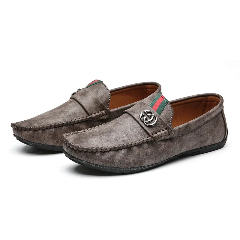 Versatile men's loafers in classic design for professional and casual settings.
