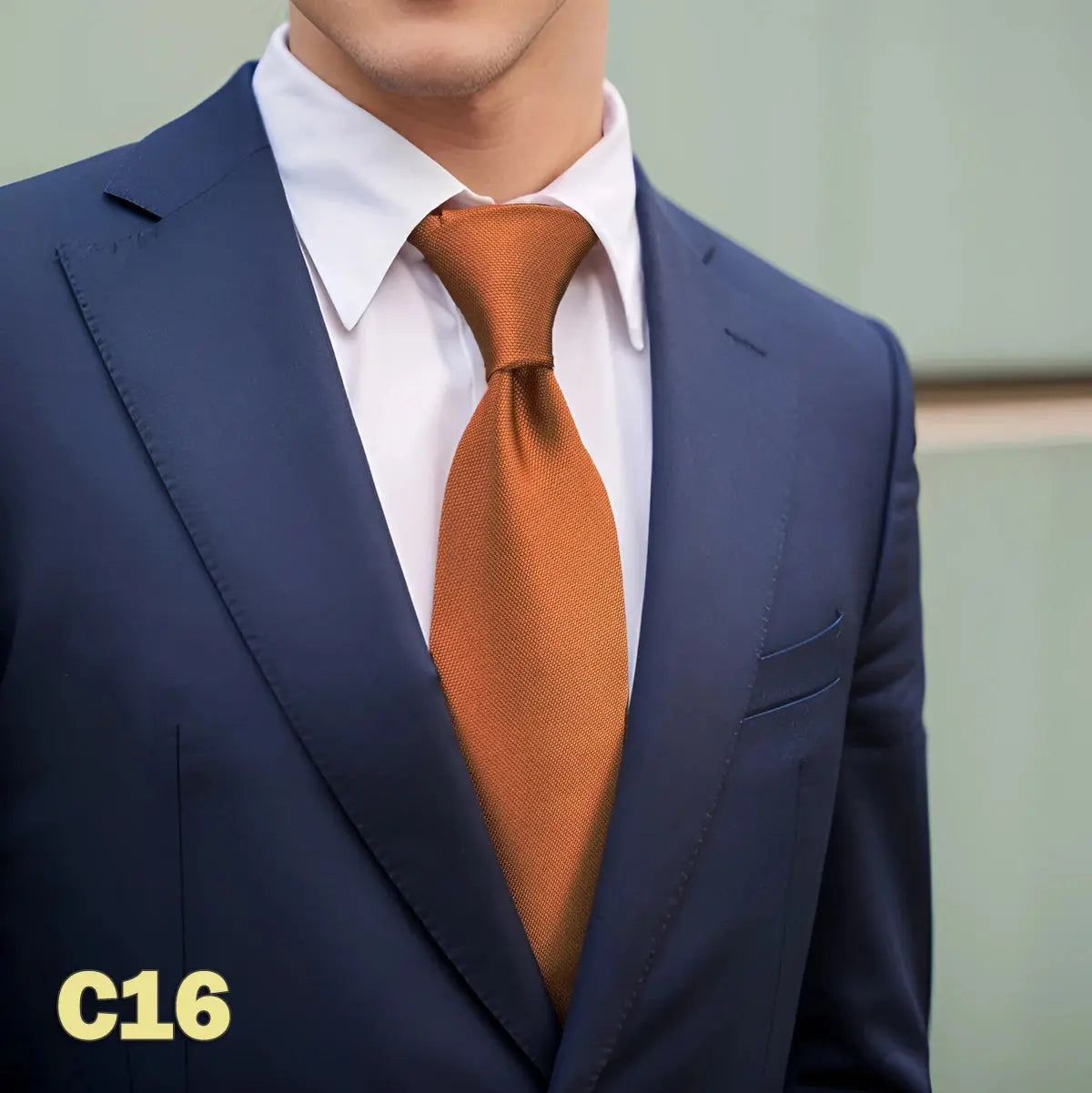 Sophisticated light grey tie, perfect for enhancing any business outfit.
