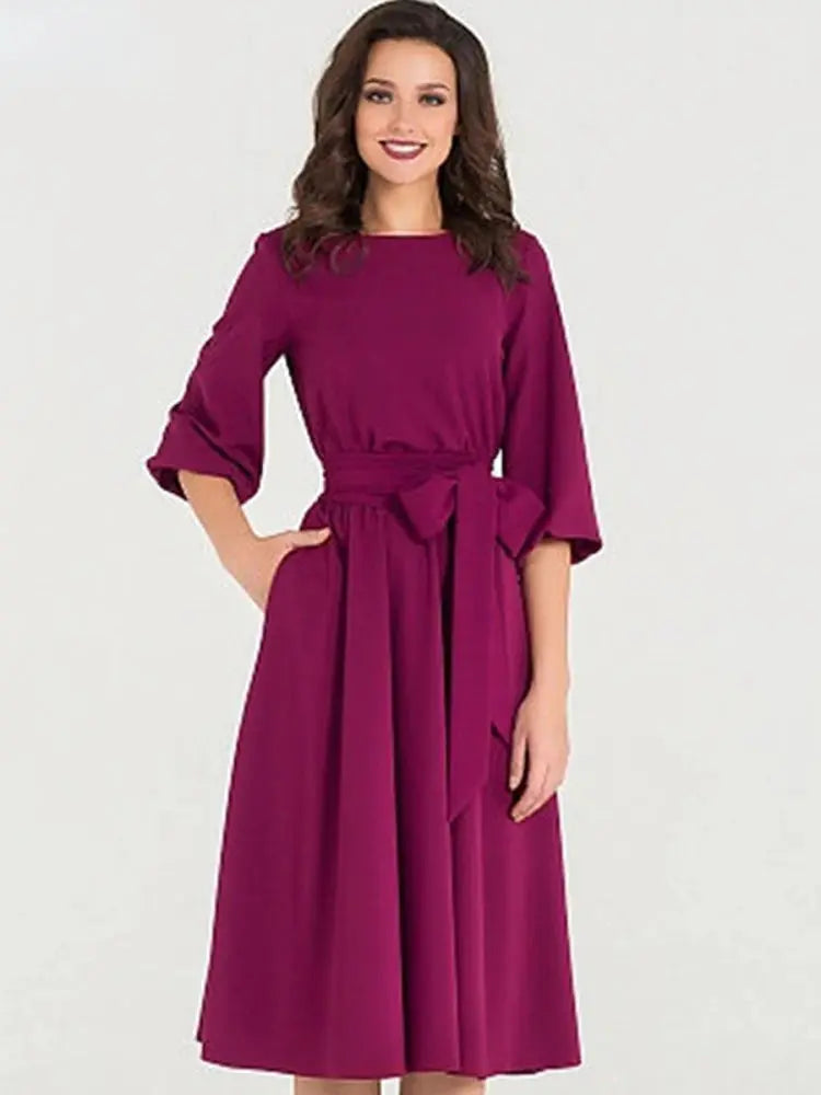 Lightweight polyester maxi dress with effortless zipper closure for secure fit.