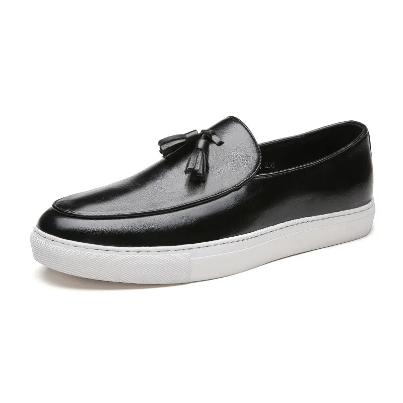 Comfortable men's loafers with waterproof leather upper