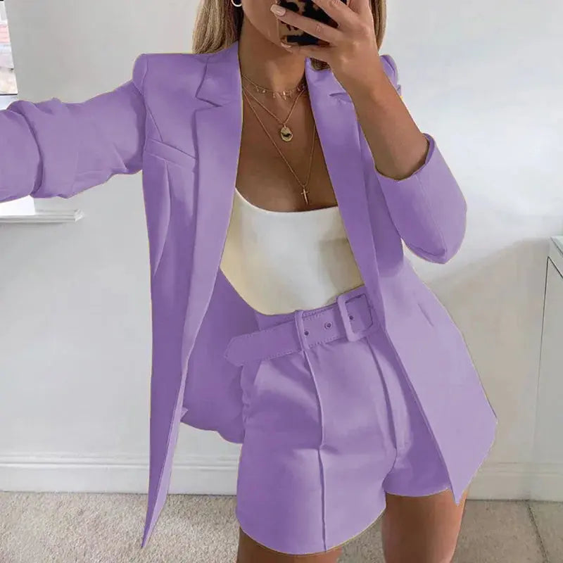 Navy blazer and tailored shorts, an instant outfit elevator for any occasion.