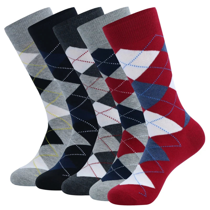 Durable and comfortable black socks with a classic argyle pattern.