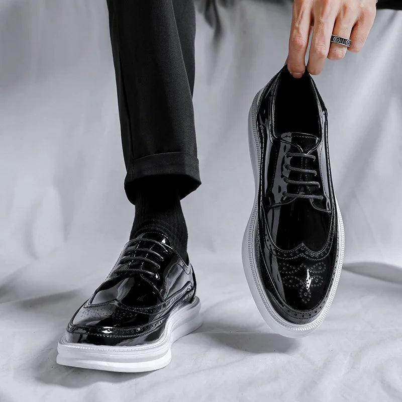Men's formal patent leather oxford shoes with height-increasing insole and breathable construction for all-day comfort
