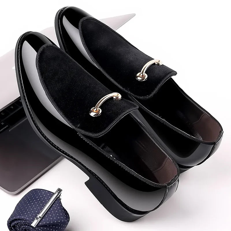 Classic black dress shoes suitable for long hours of standing.