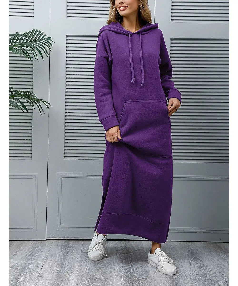 Loose-fit hooded Kaftan in serene colors, blending modern comfort with modest style.