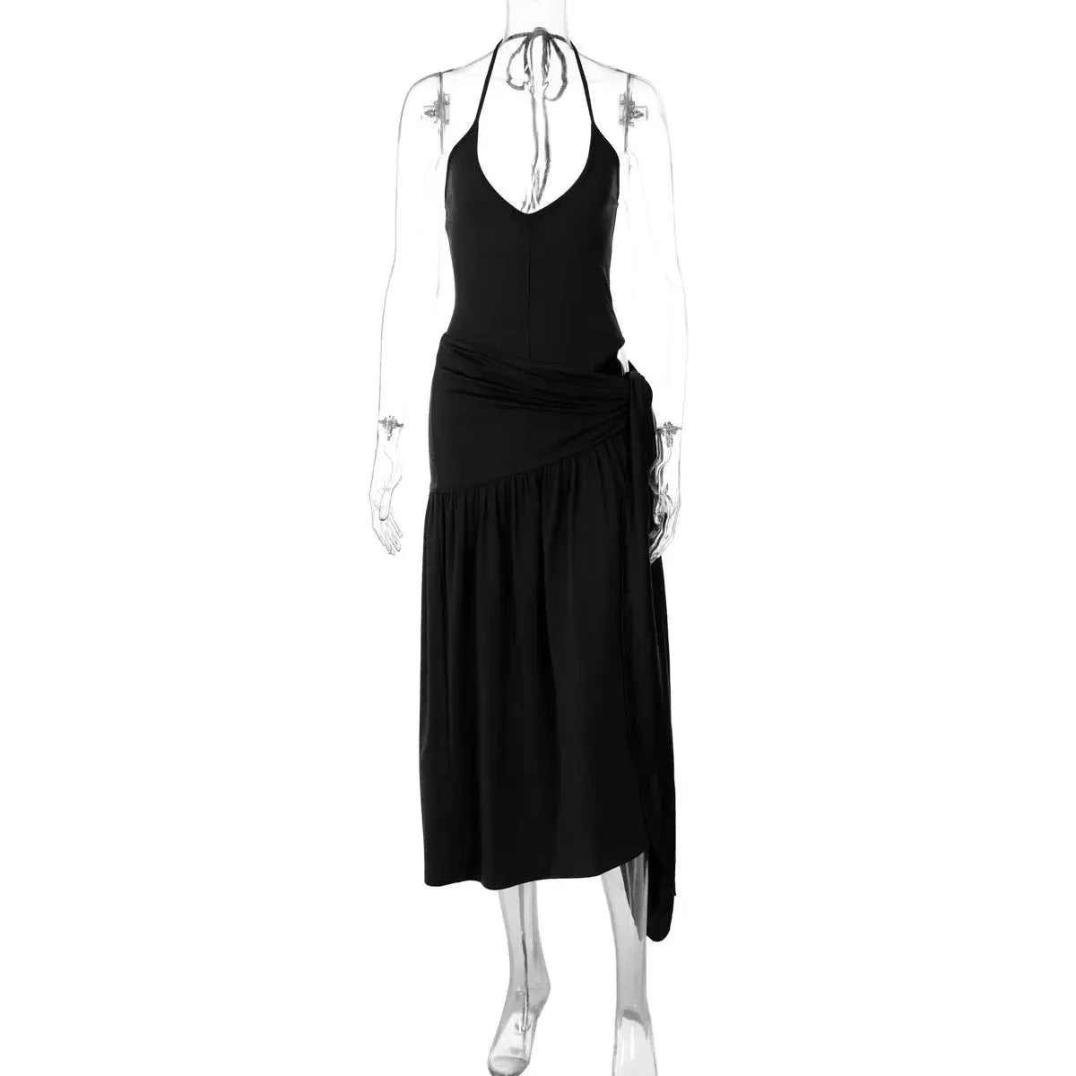 Breathable material jumpsuit ideal for warm summer evenings.