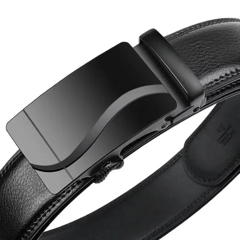 Close-up of the durable PU leather texture on the elegant belt.