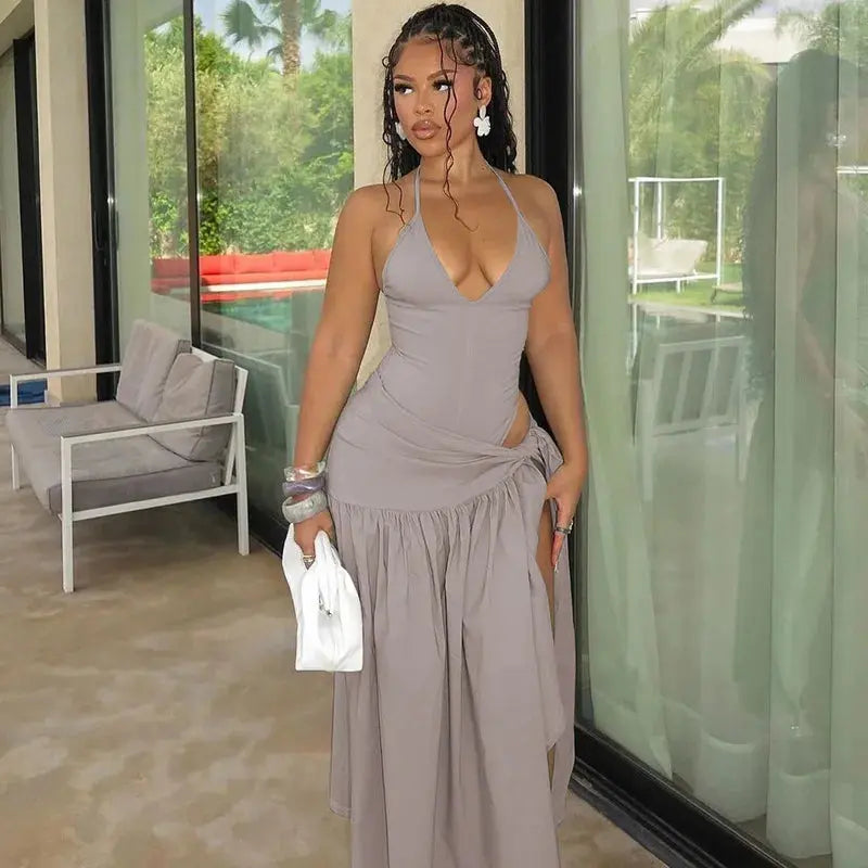 Effortless backless outfit designed for unforgettable nights.