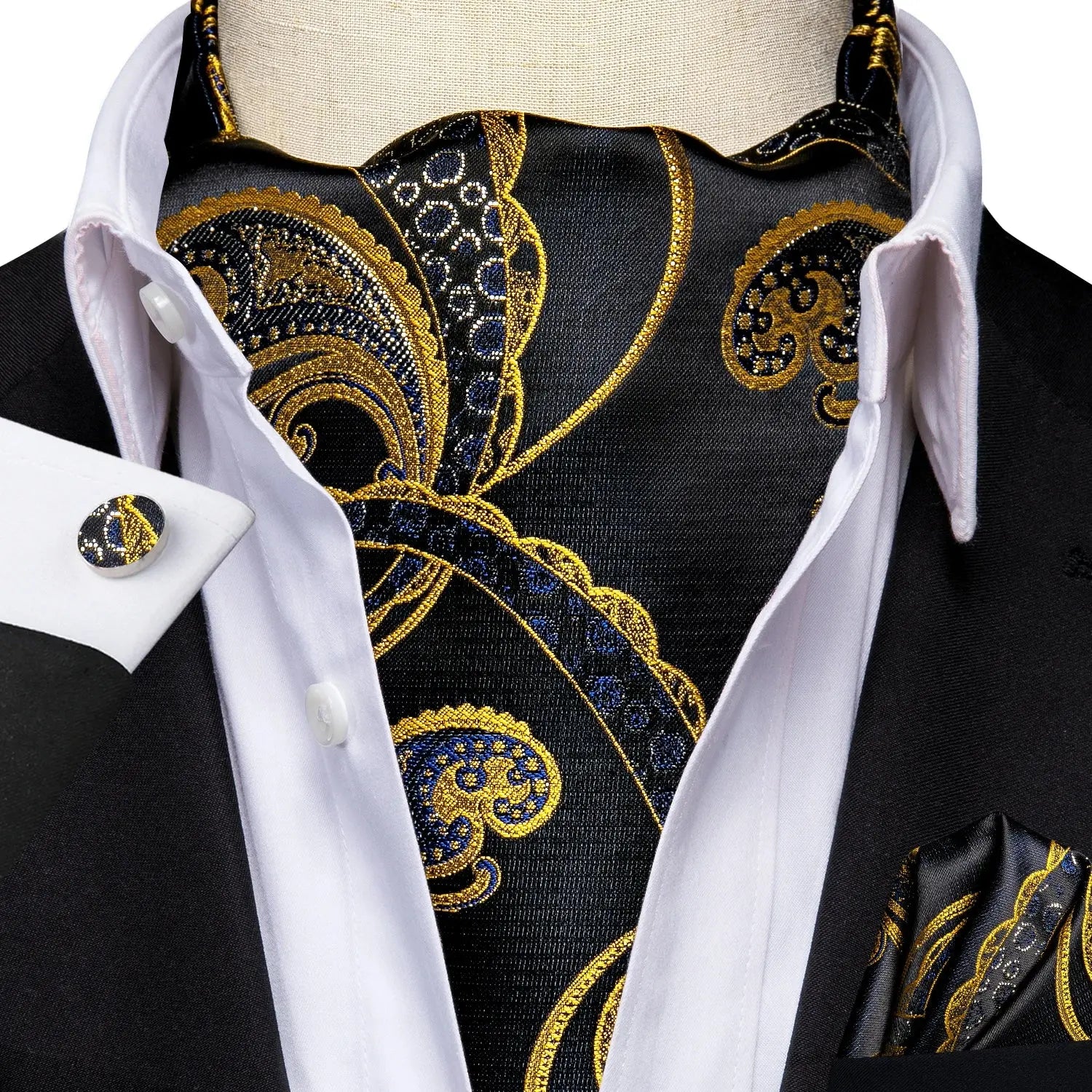 Elegant ascot with paisley design, perfect for weddings and events.